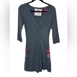 Johnny Was Embroidered Floral Twist Front Dress Size S Grey